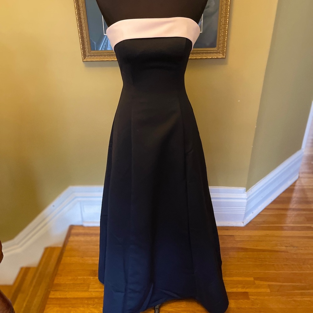 Elegant Black and Pink Strapless Dress